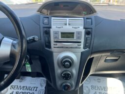 Toyota Yaris 1.3 Active pieno