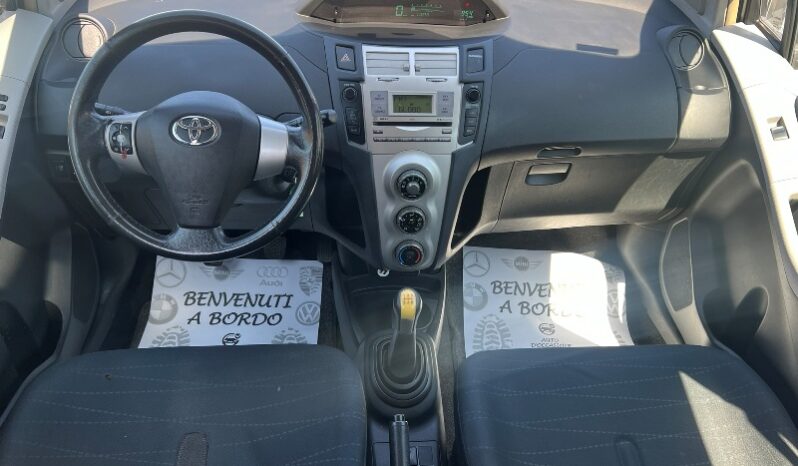 Toyota Yaris 1.3 Active pieno