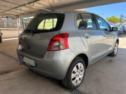 Toyota Yaris 1.0 Active pieno