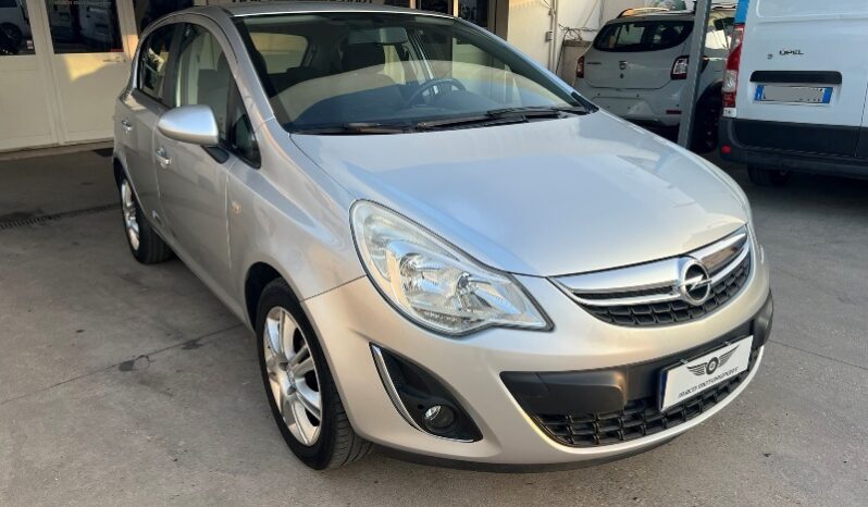 Opel Corsa 1.2 Elective pieno